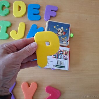 Set knížek a písmenka - 9