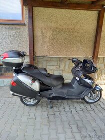 Suzuki Burgman 650 Executive 3 kufry Givi, plexi, zimní cena - 9