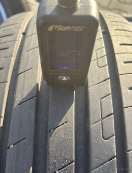 Škoda Karoq 7x17 5x112 ET45 pneu 215/55 R17 94V - 9