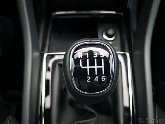ŠKODA Karoq 1.5TSI 110kW Manuál Top Selection 2024 ZÁRUKA - 9