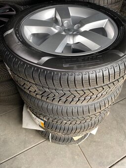 Zimní nová sada Land Rover Defender 255/60R20 113V - 9