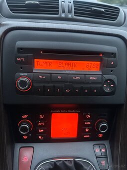 Fiat Croma 1.9 JTD 88kw rok 2009 Díly - 9