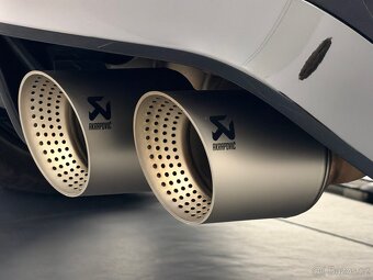 Volkswagen Golf 8 R Performance Akrapovič - 9