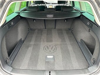 VW Passat B8 2,0TDi Combi – 2016 – FULL LED, ALU, TAŽNÉ - 9