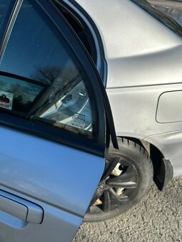 Honda accord 1.8, 2000r.v - 9