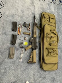 Airsoftová zbraň - 9