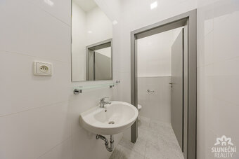 Pronájem komerčních prostor, 137 m², Uherský Brod - Komenské - 9