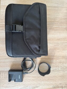 Canon EOS 2000D - 9