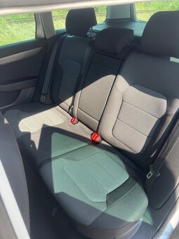 VW Passat B7 Variant 2.0 TDi, 103kW, Dsg Tažné - 9
