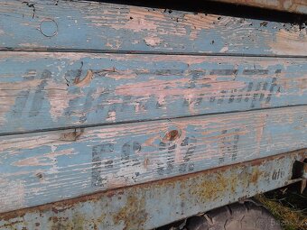 Jednoosý přívěs, rozmetadlo hnoje bez rozmetani - 9