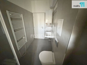 Prodej bytu 2+kk, 43 m2, po kompletní rekonstrukci, Praha 4  - 9