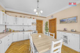 Prodej rodinného domu, 250 m², Opočno, ul. Družstevní - 9