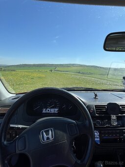 Honda Civic 6G Coupe 1.6i - 9