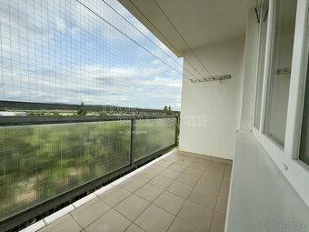 Pronájem bytu 1+kk, 22 m2 - Plzeň - Skvrňany, ev.č. 00761 - 9