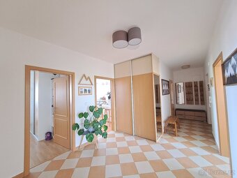 Prodej bytu 4+kk s terasou 99 m² - 9