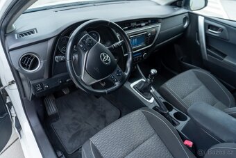 Toyota Auris Touring Sports 1.6 l Valvematic Active - 9