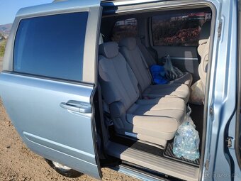 Kia Carnival 2008 - 9