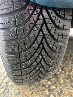 Peugeot 107, r.v. 2005 5 dveří - 9