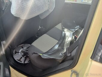 Fiat Panda, 1.1i, na opravu - 9