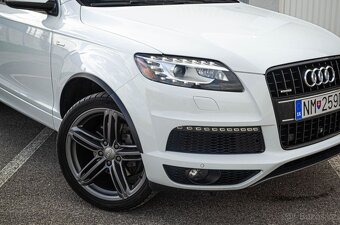 Audi Q7 3.0 Turbo Benzín Quattro 7Miest - 9