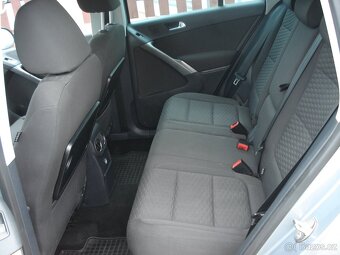 VOLKSWAGEN TIGUAN 2.0 TDI 4 x 4,SERVISKA,NOVÁ STK - 9