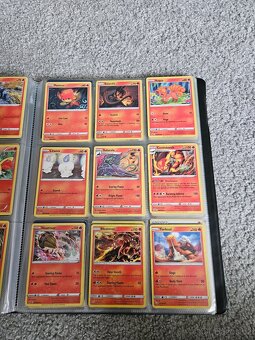 Album plne pokemon karet - 9
