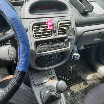 RENAULT CLIO II-1,2 43KW/1999 - 9