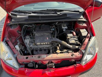 Toyota Yaris, 1,0 48kW - 9