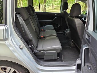 Nabízím k prodeji Volkswagen Touran 1.2 TSI 81 Kw - 9