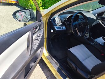 Mazda 3 - 9