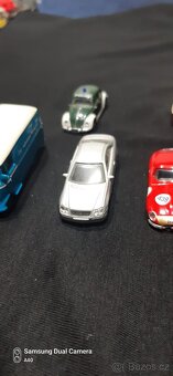 Kovové malé autíčka - 9