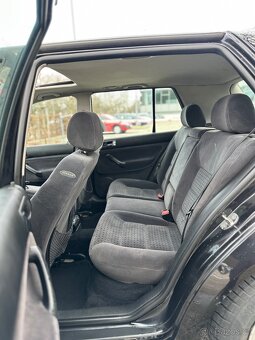 Volkswagen Golf IV 1.4 - 9