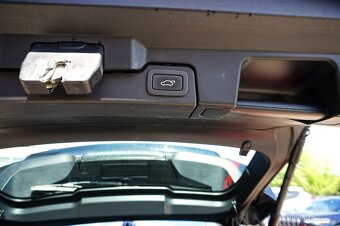 LAND ROVER RANGE ROVER EVOQUE 2,2 SD4 4WD ,MANUÁL CZ - 9