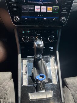 Škoda superb 3 kombi 2.0tdi dsg7 2018 - 9