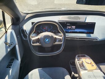 BMW iX xDrive40 240kW - ČR - 1.majitel - 9