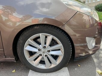 Grand Scenic, 2.0dCi, 110kW, 12/2009, 182 000 km, původ ČR - 9