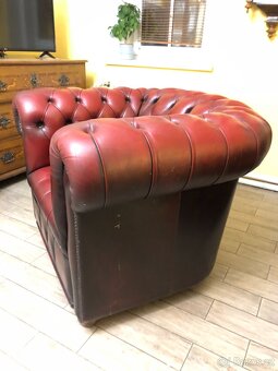 Křeslo a sedačka Chesterfield červená kožená - 9