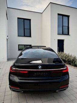 BMW 730d | V ZÁRUKE | TOP STAV - 9