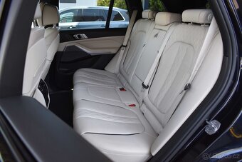 BMW X5 xDrive30d ///MSPORT TAŽNÉ HEAD-UP ČR - 9