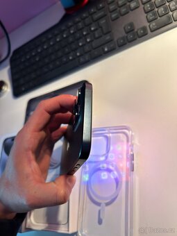iPhone 15 Pro Max 256GB, modrý, v záruce v Datart - 9