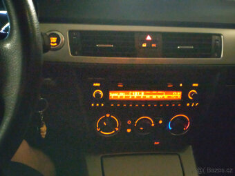 BMW 318i E90 - 9