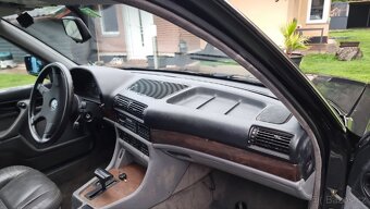 BMW E32 750 12V 5.0 - 9