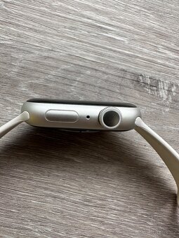 Hodinky Apple Watch series 8, 45 mm - 9