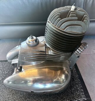 Motory Jawa po GO 🔧 350, 250, 90 - 9