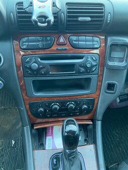 Mercedes C 270 - 9