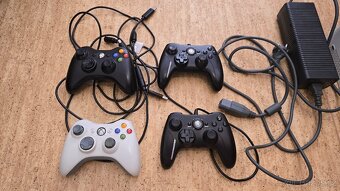 X BOX 360 + hry - 9