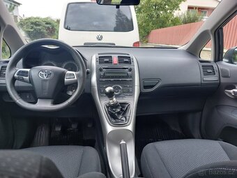 Inzerát Toyota Auris benzin 1,6 Valve Matic 97kW - 9