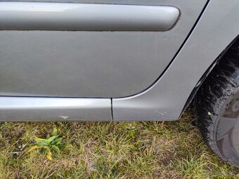 P 307, 142 000km - 9