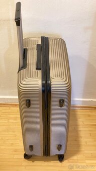 Cestovní kufr FLY - 9