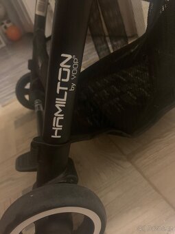 Kočárek HAMILTON R1 - 9